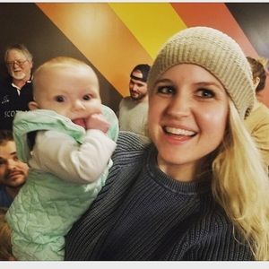 Meet your Posher, Claire